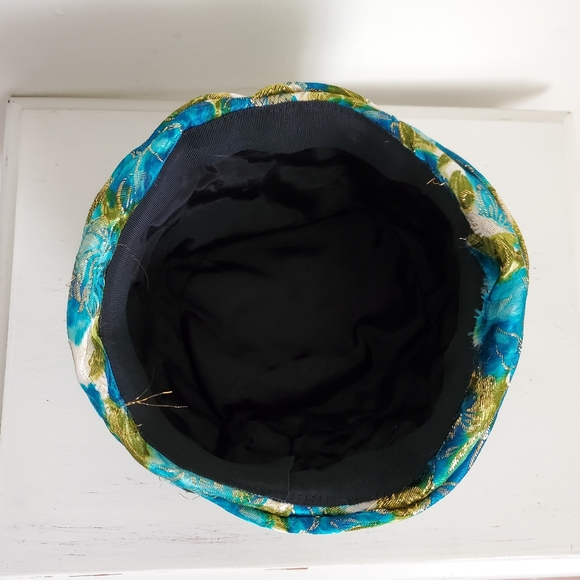 50s 60s Vintage Union Made Metallic Gold Garden Print Turban Hat - Picture 8 of 13